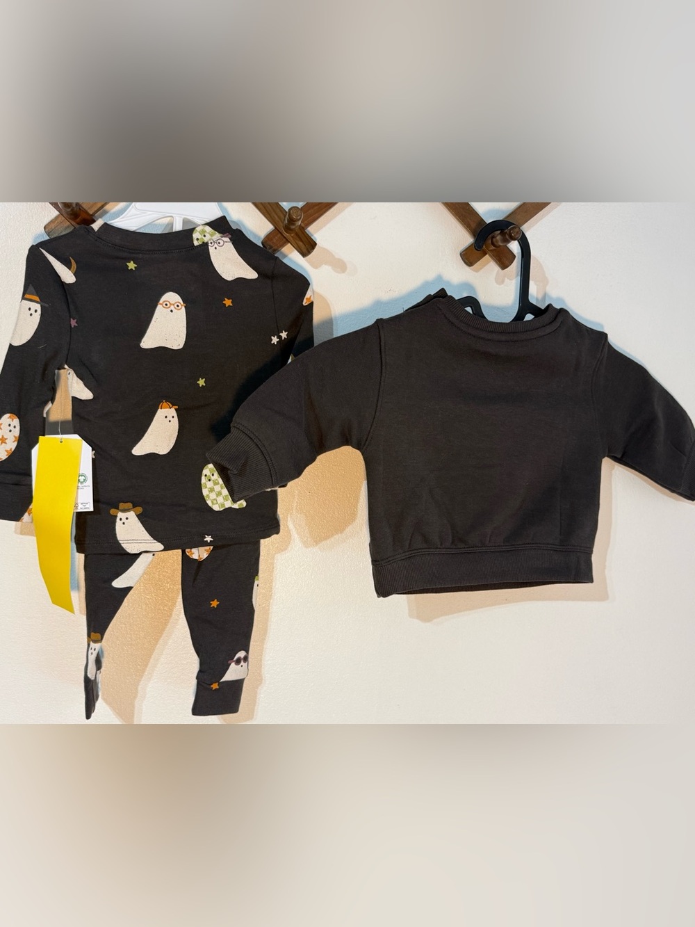 Little Co. by Lauren Conrad 2-pc Pajama grey ghost set&trick or treat sweatshirt - Picture 3 of 5